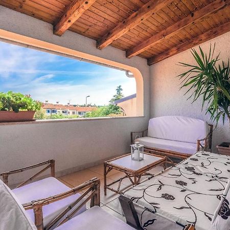 Rina B4 Apartman Poreč Kültér fotó